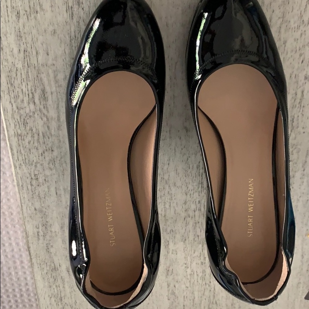 Almost NEW! Stuart Weitzman leather platform pumps